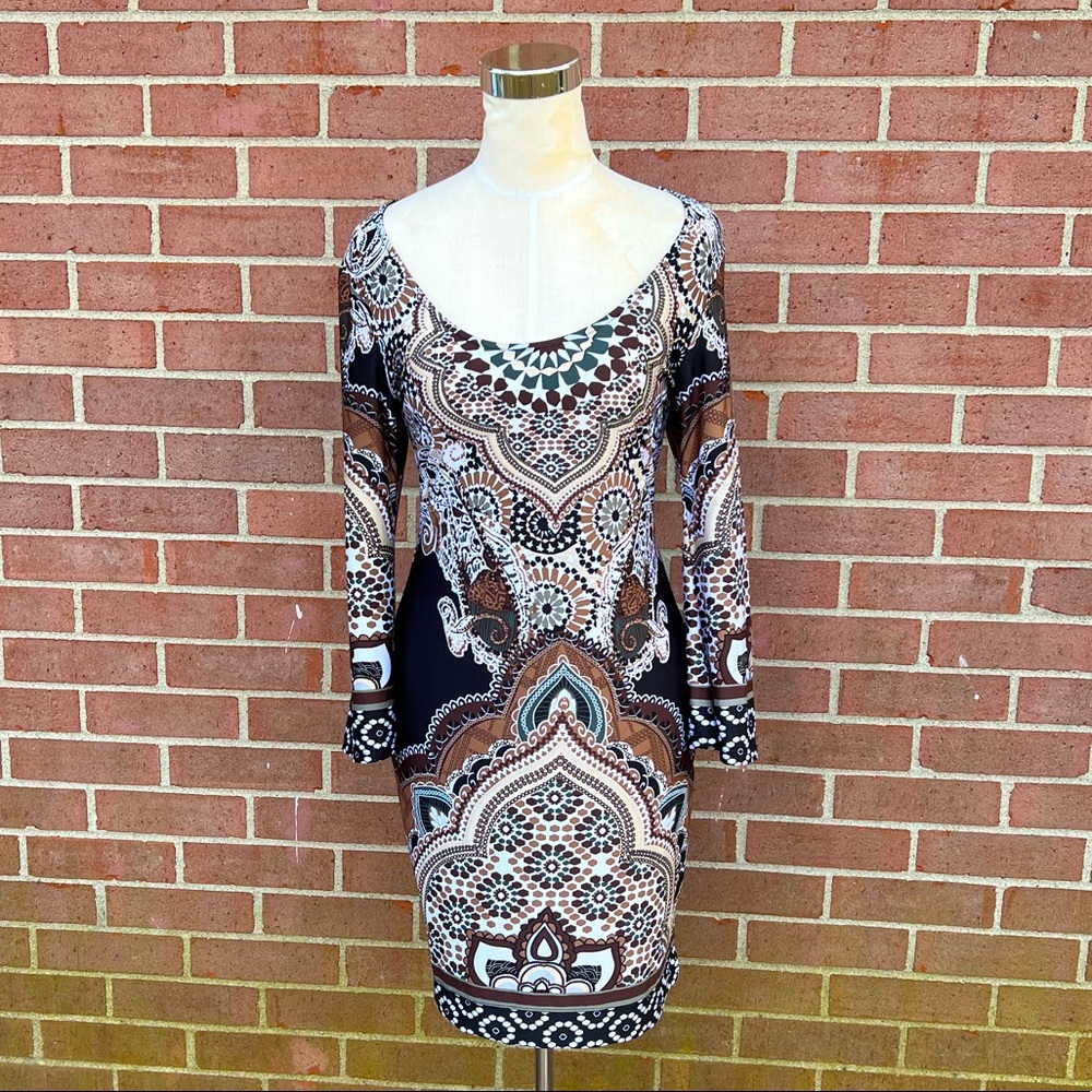 baileyblue retro style flare sleeves Multicolor dress Size S